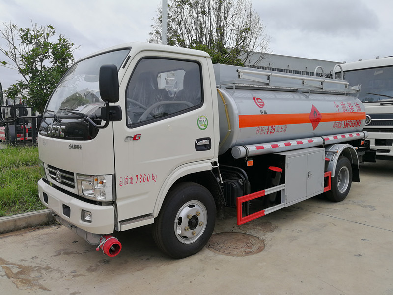 廈工楚勝油罐槽罐專用車廠家官網(wǎng)_移動加油站運(yùn)油車_危險(xiǎn)品液體運(yùn)輸車改裝廠_鋁合金液罐運(yùn)輸運(yùn)油車價(jià)格_飛機(jī)加油越野油罐車_全地型四驅(qū)油罐加油車_殯葬殯儀車改裝廠_混凝土攪拌水泥罐車_液化氣運(yùn)輸罐車圖片_廠家直銷二手國三國四油罐車礦區(qū)專用大馬力槽罐車 廈工楚勝油罐槽罐專用車廠家官網(wǎng)_移動加油站運(yùn)油車_危險(xiǎn)品液體運(yùn)輸車改裝廠_鋁合金液罐運(yùn)輸運(yùn)油車價(jià)格_飛機(jī)加油越野油罐車_全地型四驅(qū)油罐加油車_殯葬殯儀車改裝廠_混凝土攪拌水泥罐車_液化氣運(yùn)輸罐車圖片_廠家直銷二手國三國四油罐車礦區(qū)專用大馬力槽罐車
